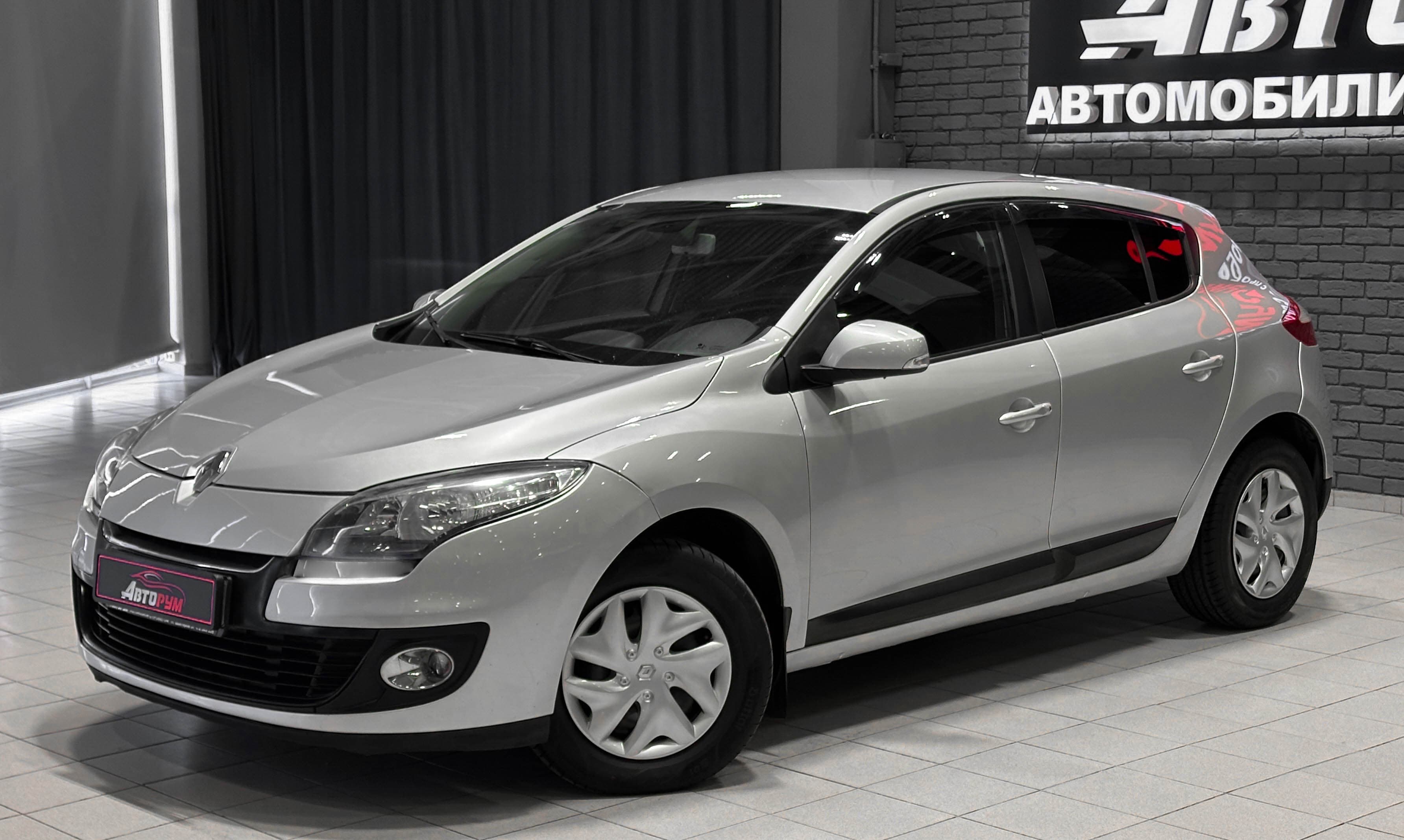 Renault Megane - 2